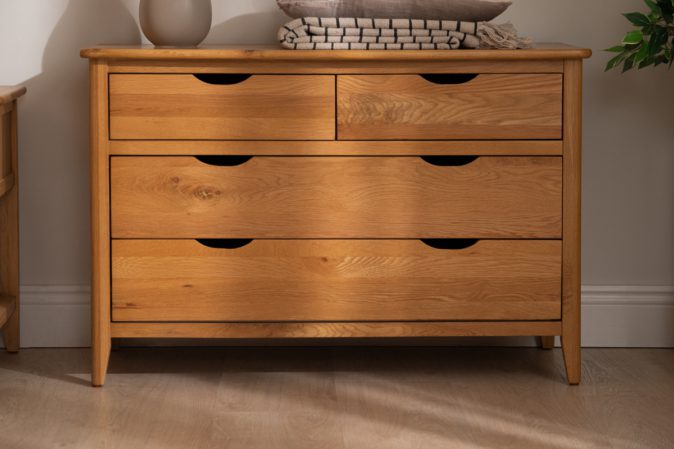 henderson-oak-4-drawers-chest