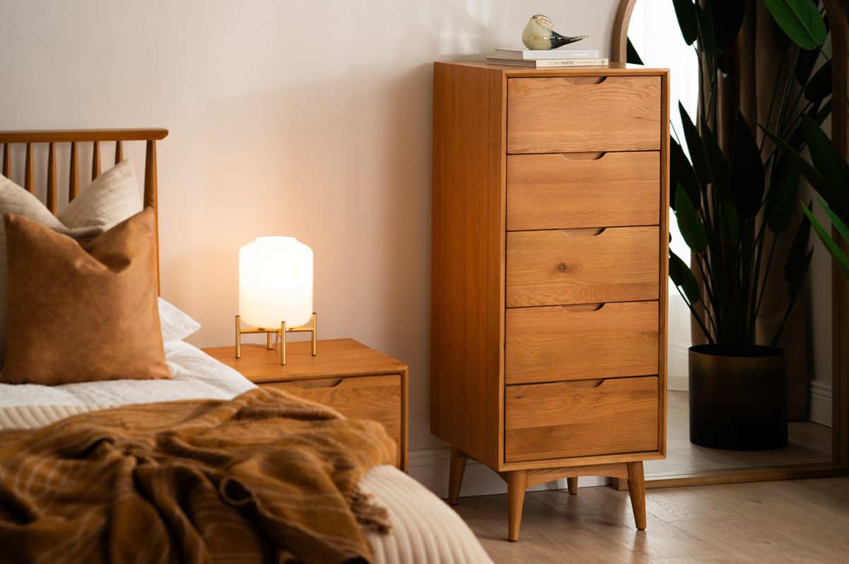 イデー　WAVE TALL CHEST Maple Charlie Oak 5 Drawers Chest - Michael Murphy Home Furnishing