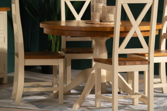 somerset-cream-oak-round-dining-table-1-2m