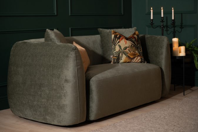 ella-green-2-seater_0007