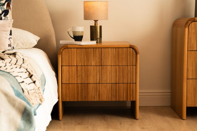 fuller-oak-2-drawers-bedside-table