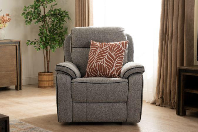 radisson-electric-recliner-with-head-tilt