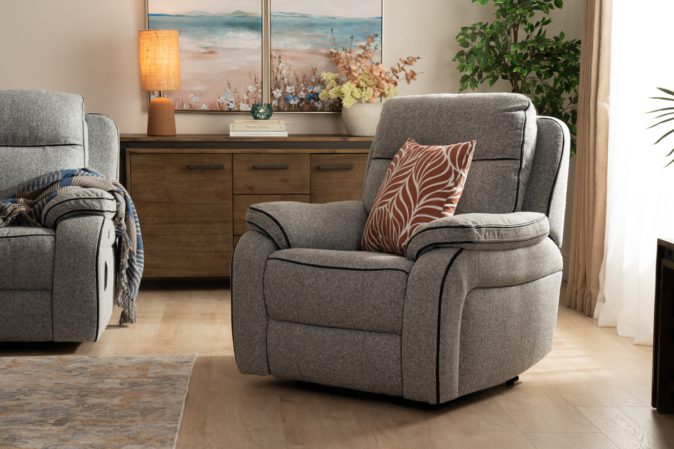 radisson-electric-recliner-with-head-tilt